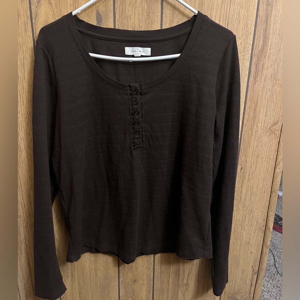 Cleo + wolf brown long sleeve